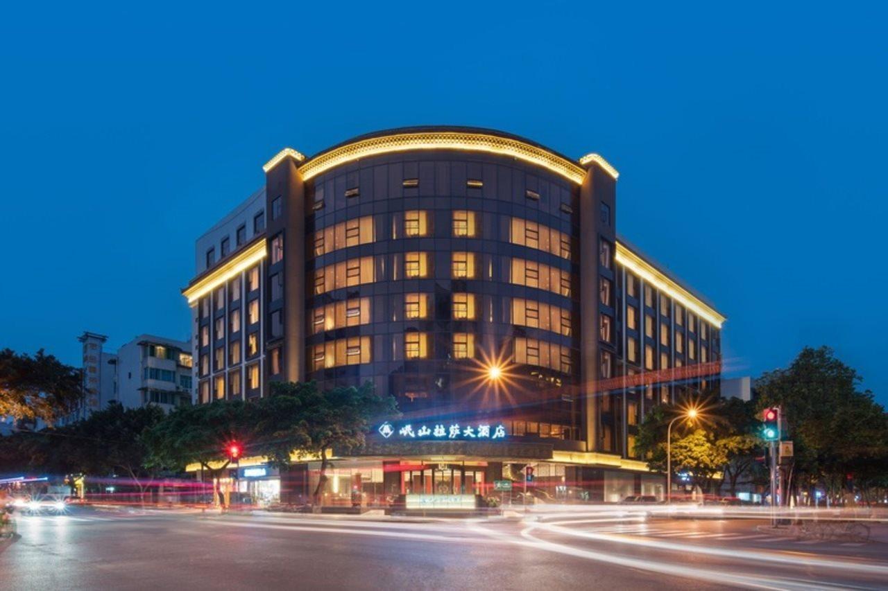 Minshan Lhasa Grand Hotel Chengdu Eksteriør billede