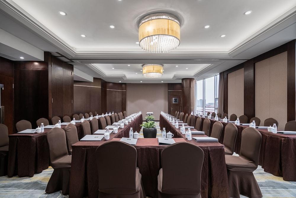 Minshan Lhasa Grand Hotel Chengdu Eksteriør billede