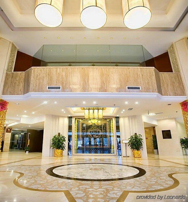 Minshan Lhasa Grand Hotel Chengdu Eksteriør billede